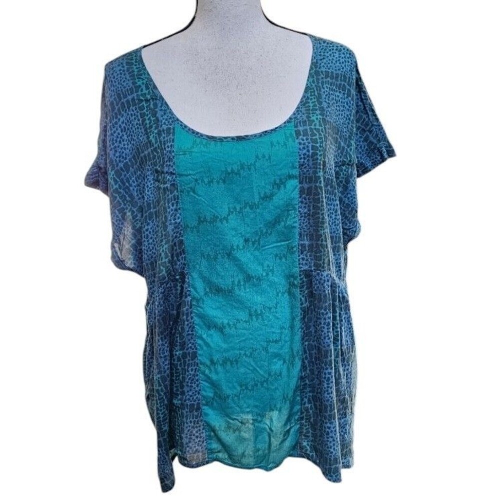 American Eagle Rayon Blouse Size XL Cool Flowy Artsy